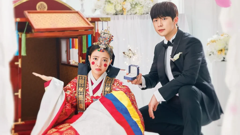 Lee Se-young e Bae In-hyuk em still de noivado entre Joseon e a Coreia moderna em A História do Contrato de Casamento de Park
