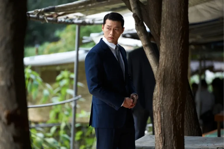 Hyun Bin mostra ambição implacável em novas fotos de Made in Korea 2